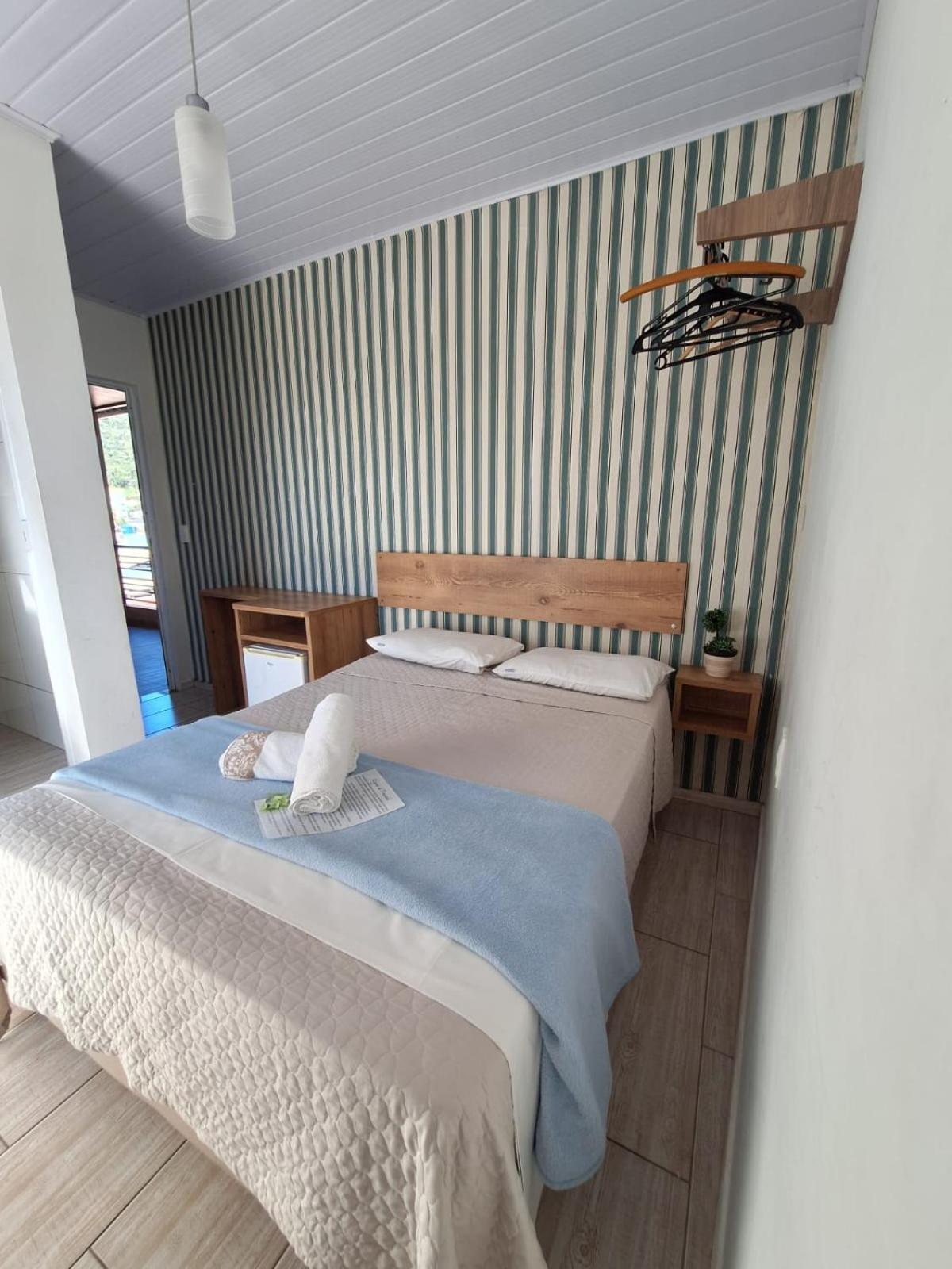 Quarto Duplo